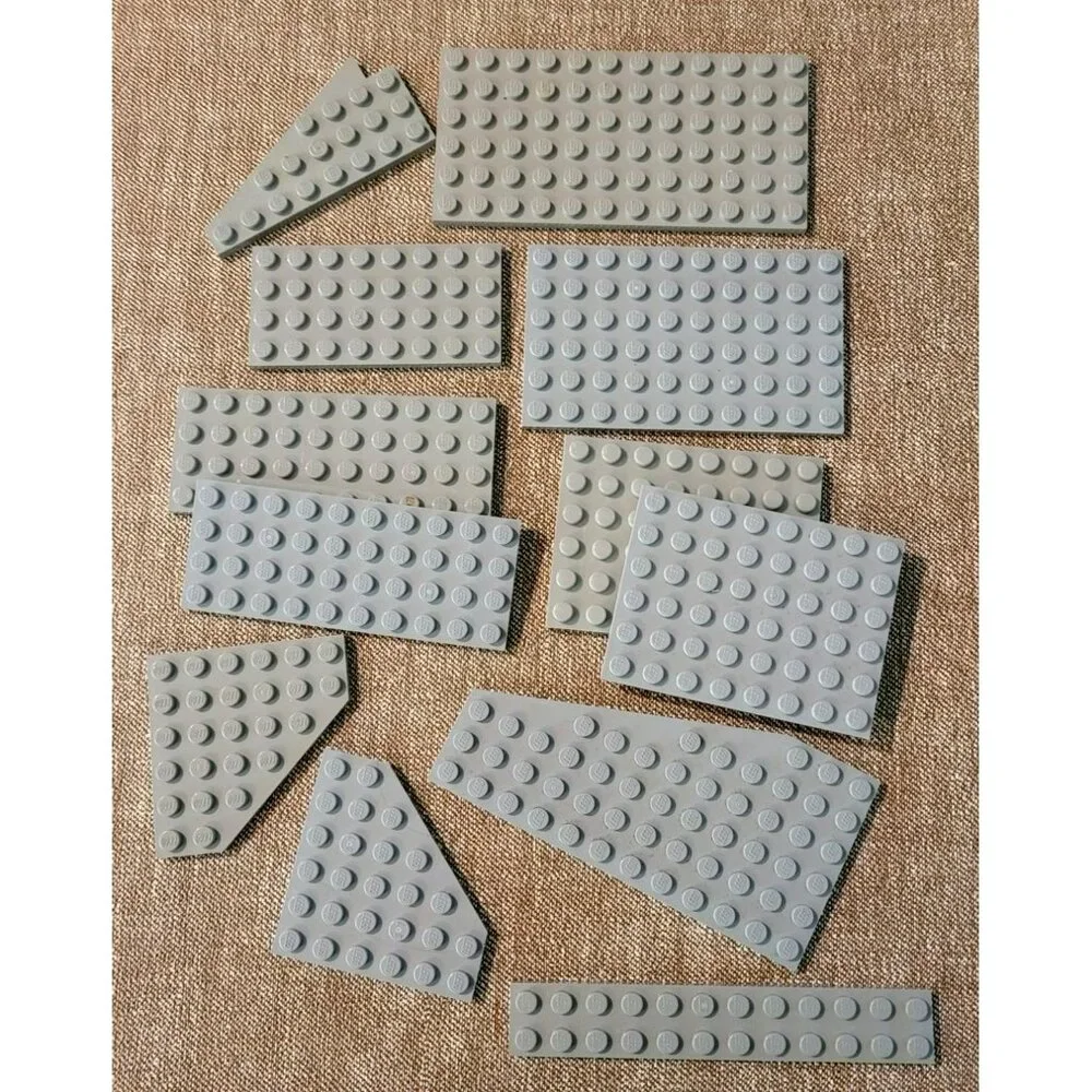 Lego and Lego Compatible Parts and Building Pieces Toys Multi-Colored Lot JH724